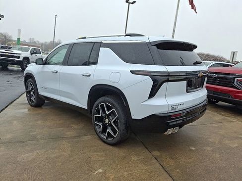 New 2026 Chevrolet Traverse High Country w/ LPO, Floor Liner Package image 4