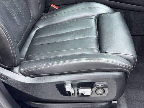 Used 2022 BMW X5 sDrive40i w/ Premium Package image 50
