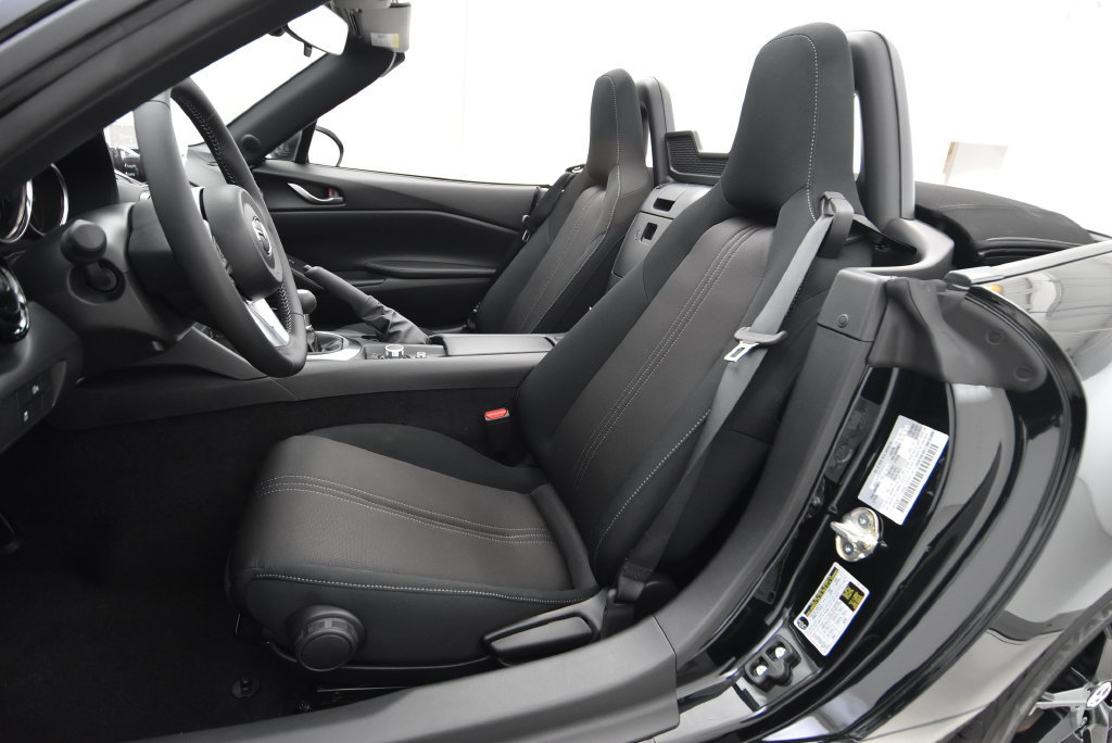 New 2026 MAZDA MX-5 Miata Sport w/ Weather Package RWD image 25