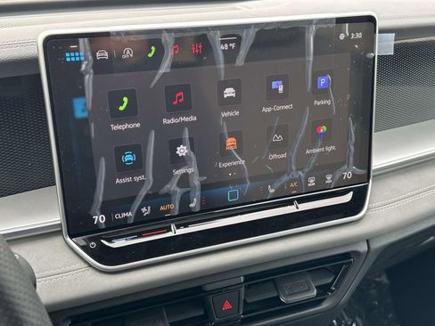 New 2026 Volkswagen Tiguan SE R-Line AWD/4WD image 21
