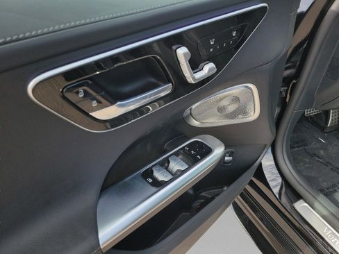Certified 2025 Mercedes-Benz C 300 Sedan image 21