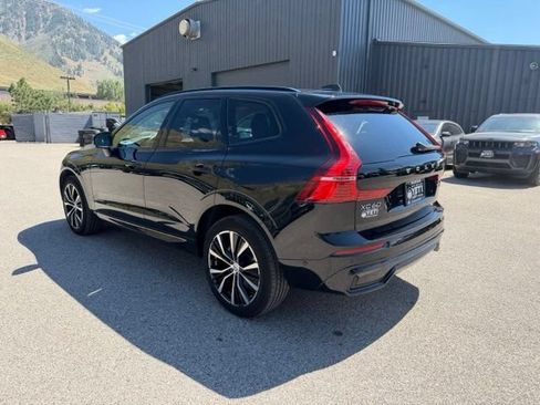 Used 2024 Volvo XC60 B5 Plus AWD/4WD image 13