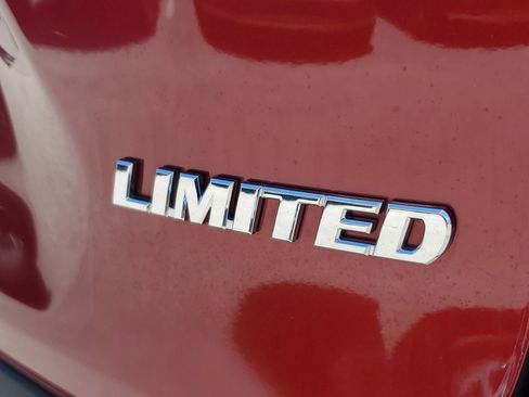 Used 2023 Toyota RAV4 Limited image 11