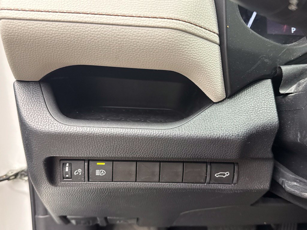 Used 2023 Toyota RAV4 XLE Premium FWD image 18