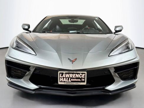Used 2022 Chevrolet Corvette Stingray Premium Conv w/ Z51 Performance Package RWD image 2
