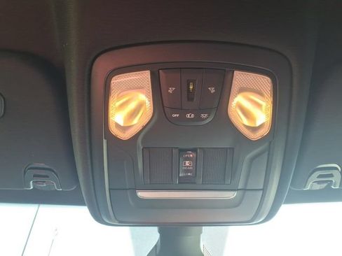 Used 2019 RAM 1500 Big Horn AWD/4WD image 24