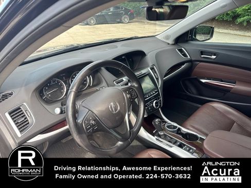 Used 2016 Acura TLX w/ Technology Package FWD image 8