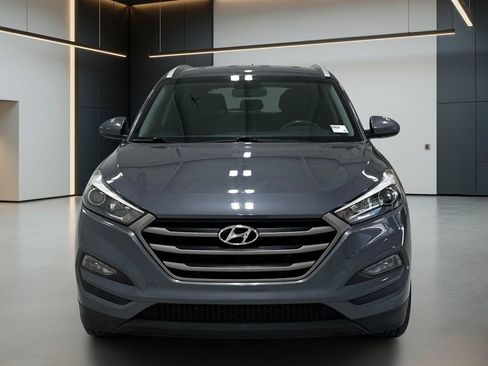Used 2016 Hyundai Tucson SE w/ Option Group 02 FWD image 9