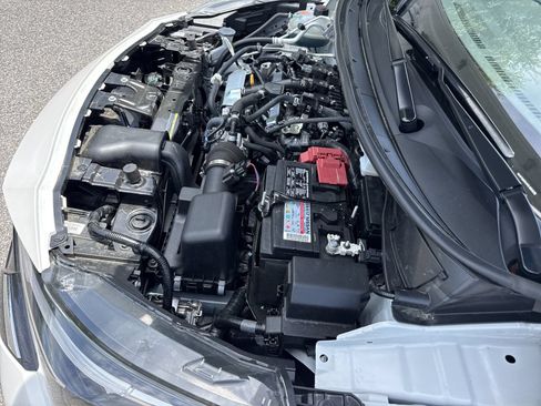 Used 2025 Nissan Versa SV w/ Trunk Package FWD image 32