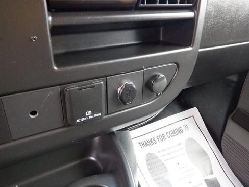 Used 2020 Chevrolet Express 2500 w/ Communications Package RWD image 16