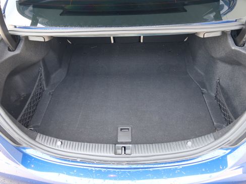Used 2019 Mercedes-Benz C 300 Sedan image 32