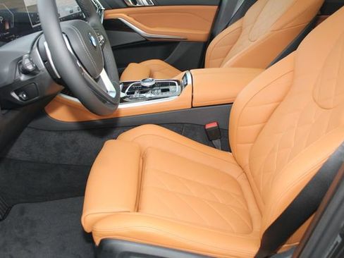 New 2026 BMW X5 xDrive40i w/ Executive Package image 19