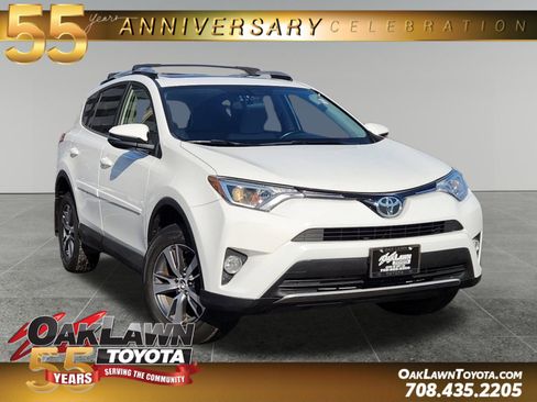 Used 2016 Toyota RAV4 XLE image 1