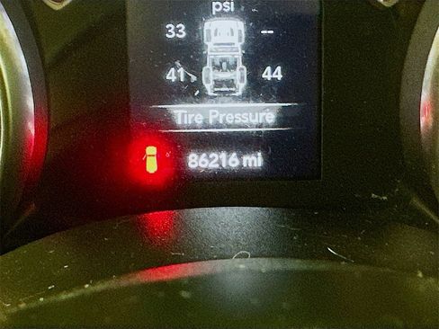 Used 2020 Jeep Wrangler Unlimited Sport image 12