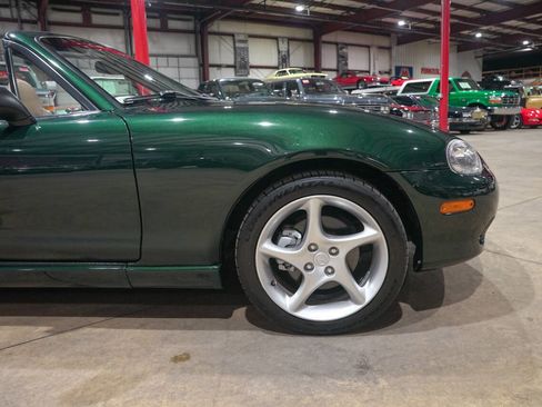 Used 2002 MAZDA MX-5 Miata LS RWD image 11