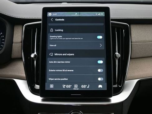 New 2026 Volvo XC90 B6 Plus AWD/4WD image 19
