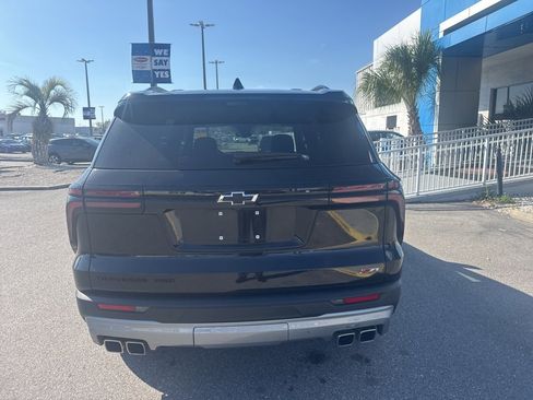 Used 2024 Chevrolet Traverse Z71 w/ Enhanced Driving Package image 4