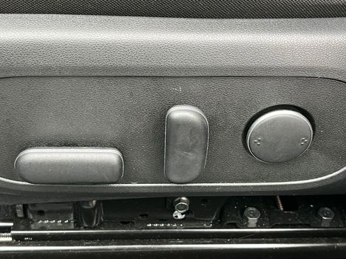 Used 2025 Hyundai Kona SEL image 22