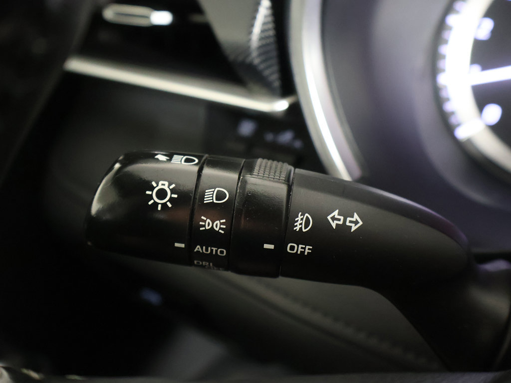 Used 2023 Toyota Highlander XSE AWD/4WD image 43