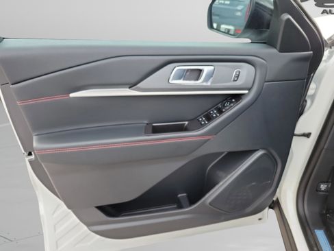 New 2026 Ford Explorer ST-Line image 6