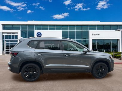 New 2026 Volkswagen Taos SE