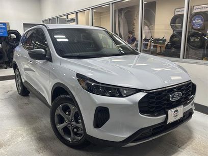 New 2025 Ford Escape ST-Line w/ Cold Weather Package