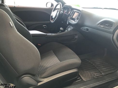 Certified 2020 Dodge Challenger R/T w/ Carbon/Suede Interior Package image 27