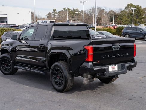 Certified 2024 Toyota Tacoma SR5 image 3