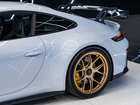 Used 2026 Porsche 911 GT3 RWD image 23