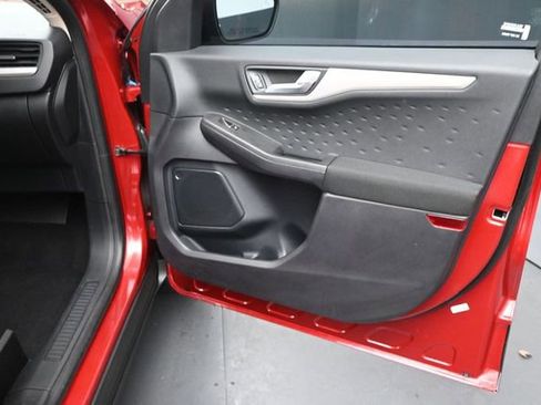 Certified 2020 Ford Escape SE AWD/4WD image 33