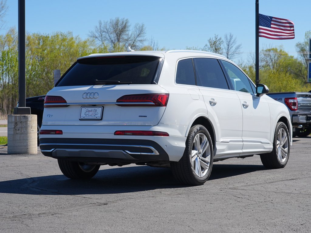 Used 2024 Audi Q7 3.0T Premium Plus AWD/4WD image 3