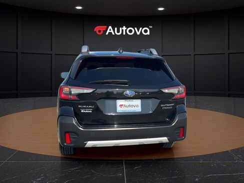 Used 2022 Subaru Outback Touring image 4