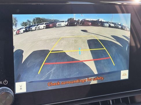 Used 2025 Toyota RAV4 XLE image 20