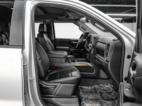 Used 2022 Chevrolet Silverado 1500 LT Trail Boss w/ Convenience Package II AWD/4WD image 40