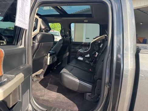 Used 2016 Ford F150 Lariat w/ Equipment Group 502A Luxury AWD/4WD image 11
