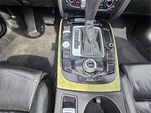 Used 2011 Audi S5 Prestige image 21