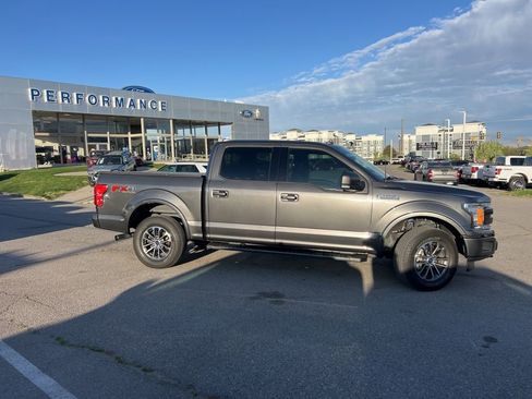 Used 2019 Ford F150 Lariat image 4