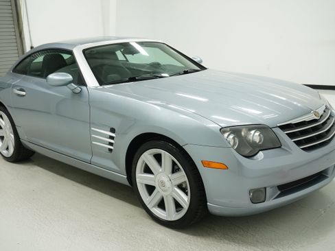 Used 2004 Chrysler Crossfire Coupe image 3