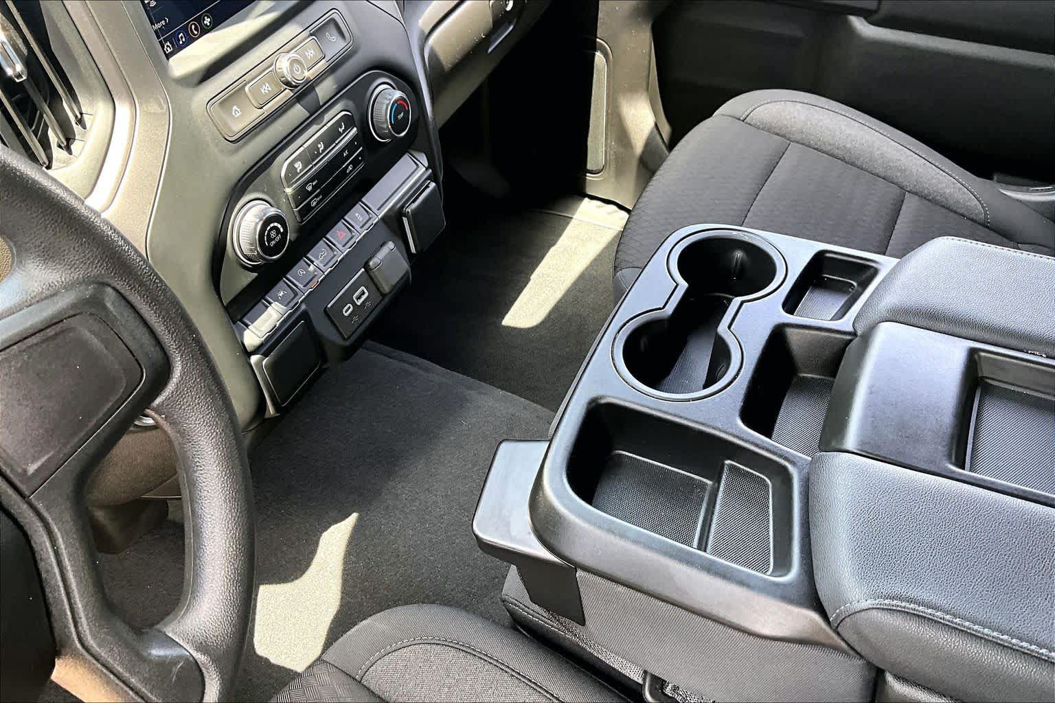 Used 2024 Chevrolet Silverado 1500 Custom AWD/4WD image 17