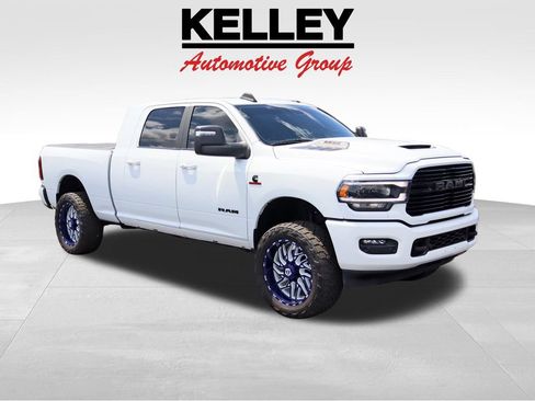 Used 2023 RAM 2500 Laramie w/ Night Edition AWD/4WD image 1