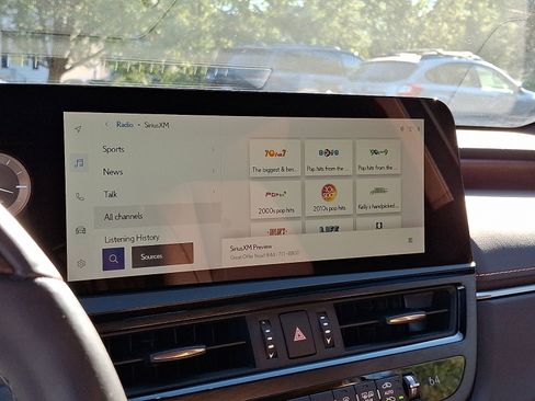 Used 2023 Lexus ES 350 Ultra Luxury image 18