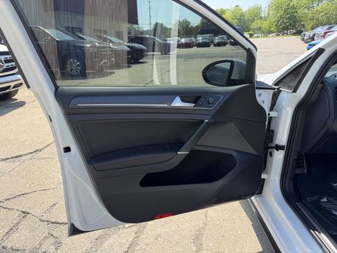 Used 2019 Volkswagen GTI SE w/ SE Experience Package FWD image 7