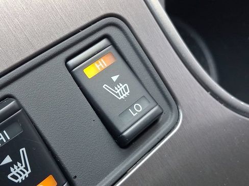 Used 2024 Nissan Murano SV AWD/4WD image 23