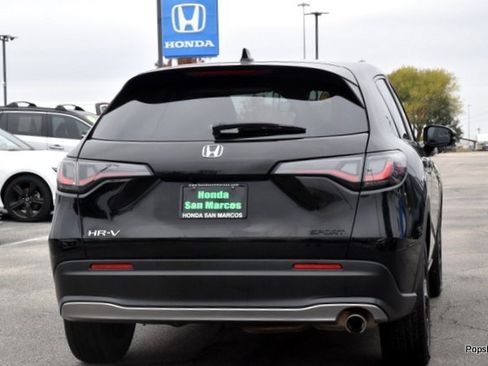Certified 2023 Honda HR-V Sport image 3