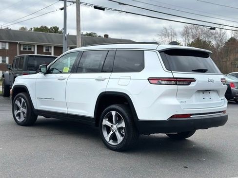 New 2026 Jeep Grand Cherokee L Limited AWD/4WD image 4
