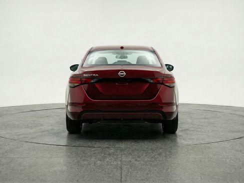 Used 2025 Nissan Sentra SV image 7