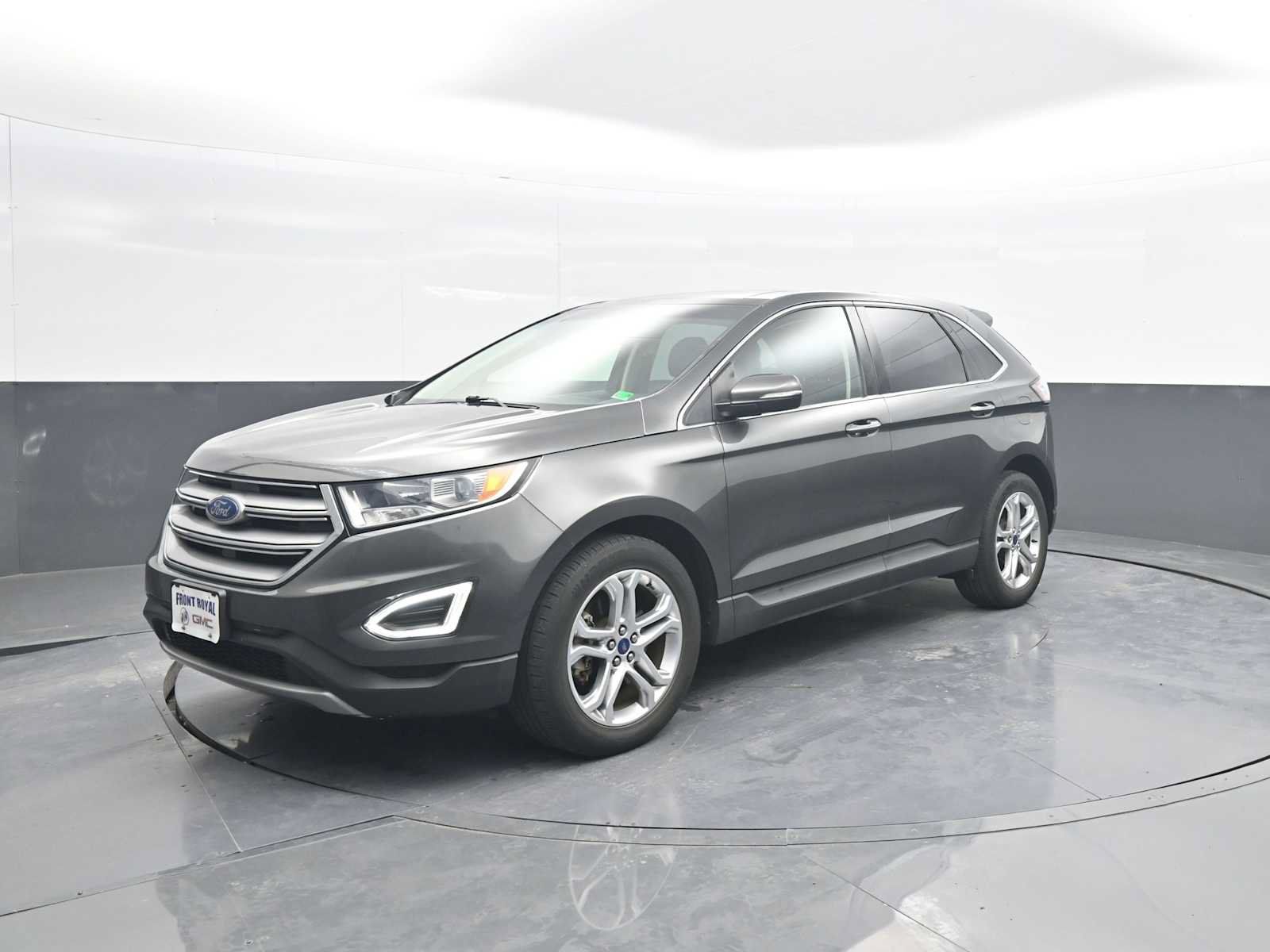 Used 2018 Ford Edge Titanium w/ Equipment Group 301A AWD/4WD image 4