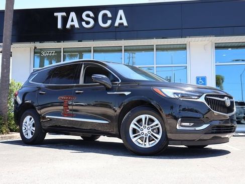 Used 2018 Buick Enclave Essence FWD image 1