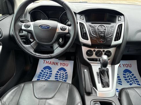 Used 2014 Ford Focus SE w/ Equipment Group 201A FWD image 5