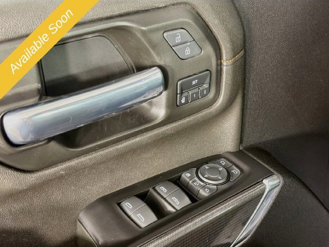 Used 2022 GMC Sierra 2500 AT4 w/ AT4 Preferred Package AWD/4WD image 18